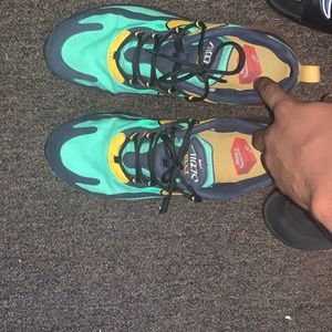 Mens Nike Air Max 270 React